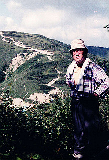 199408_022_thumb.jpg
