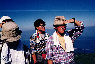 199408_069_thumb.jpg