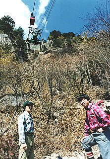 19950319_004_thumb.jpg