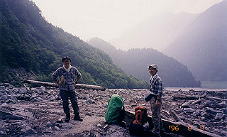 199608-001_thumb.jpg