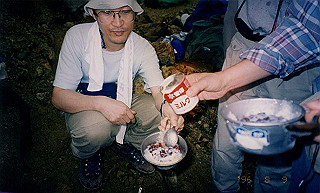 199608-009_thumb.jpg