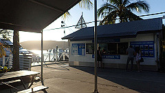 pa270104_thumb.jpg