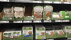 pb011083_thumb.jpg