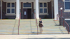 pb011094_thumb.jpg