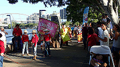 pb011204_thumb.jpg