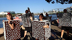 pb011223_thumb.jpg