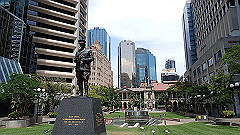 pb021486_thumb.jpg
