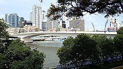 pb021576_thumb.jpg