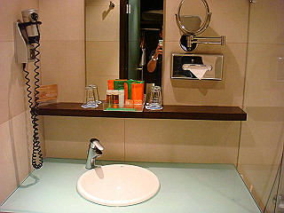 dsc00560_thumb.jpg