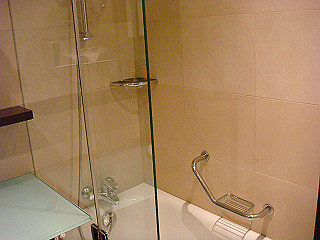 dsc00561_thumb.jpg