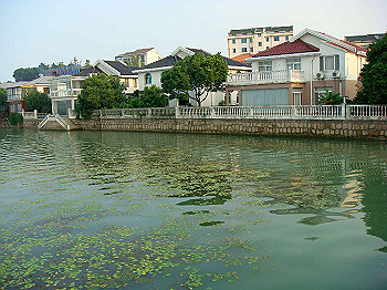 200908260250_thumb.jpg