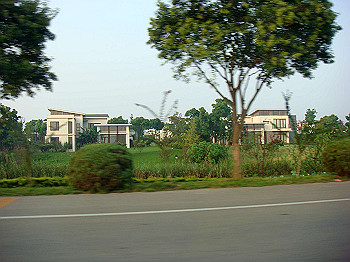 200908260280_thumb.jpg