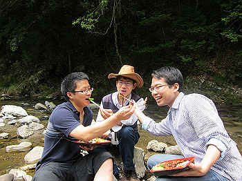 ri000065_thumb.jpg