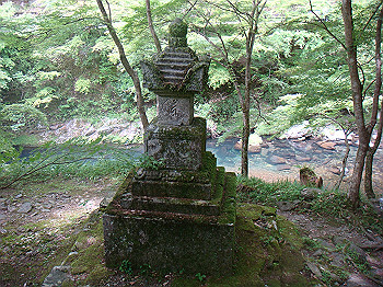 tsuji066_thumb.jpg