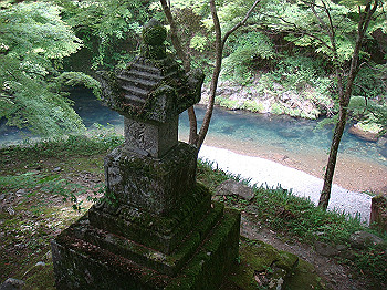 tsuji067_thumb.jpg