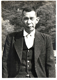 19550000_002_thumb.jpg