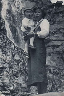 19570000001_thumb.jpg