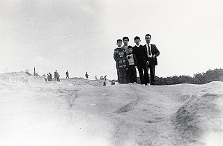 1966-1977_007_thumb.jpg