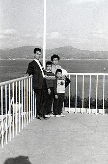 1966-1977_012_thumb.jpg