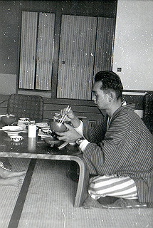 1966-1977_032_thumb.jpg