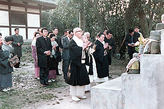 1966-1977_068_thumb.jpg