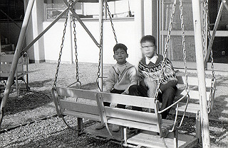 1966-1977_071_thumb.jpg