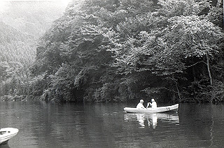 1966-1977_085_thumb.jpg