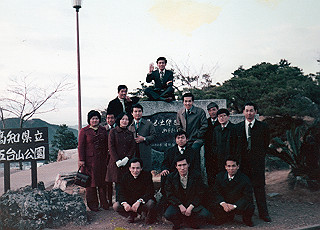 1966-1977_153_thumb.jpg
