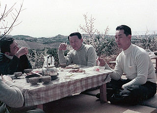 1966-1977_162_thumb.jpg