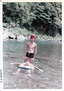 1966-1977_210_thumb.jpg