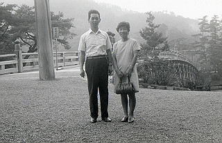 1966-1977_240_thumb.jpg