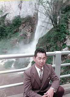 1966-1977_295_thumb.jpg