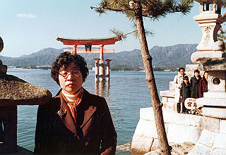 1979_205_thumb.jpg