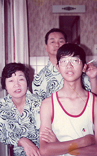1979_711_thumb.jpg