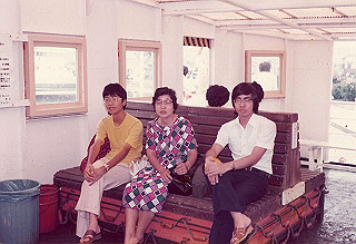 1979_713_thumb.jpg