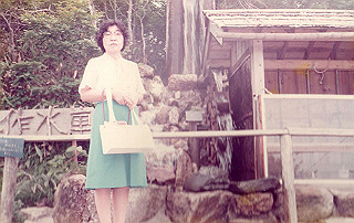 1979_863_thumb.jpg