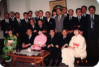 19820104_001_thumb.jpg