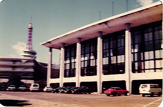 19820399_004_thumb.jpg