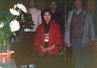 19830101_102_thumb.jpg