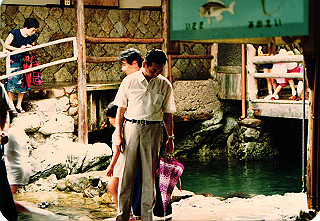 19830700_038_thumb.jpg