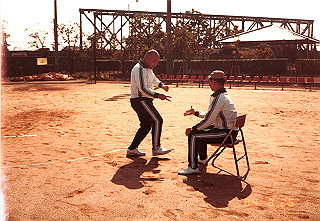 19840325_002_thumb.jpg
