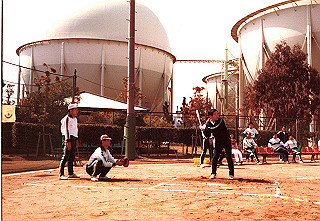 19840325_004_thumb.jpg