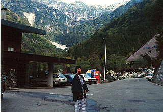 19841009_003_thumb.jpg