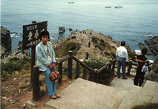 19841010_006_thumb.jpg
