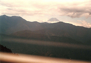 19841010_110_thumb.jpg
