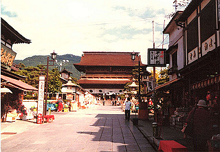 19841010_121_thumb.jpg