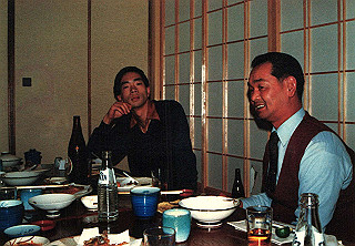 19851200_011_thumb.jpg