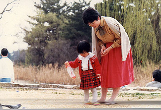 19870300_009_thumb.jpg
