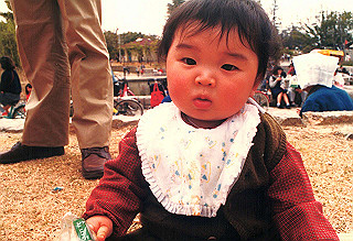 19870300_011_thumb.jpg