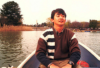 19870300_014_thumb.jpg